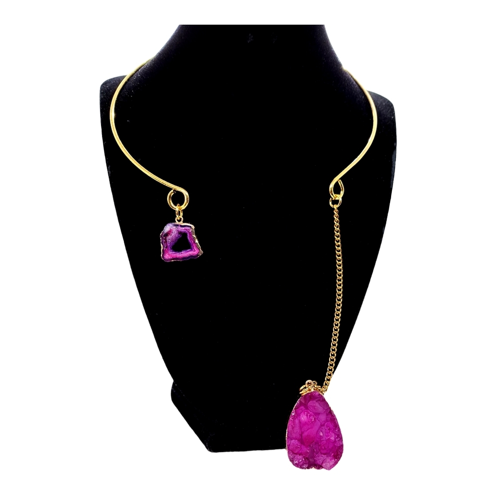 Open choker pink stone necklace